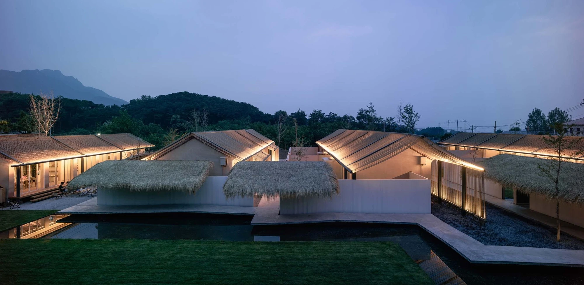 Experience Natural Architecture: Restructuring in a Mountain Village in Beijing